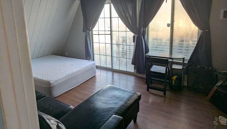 Randy's room
