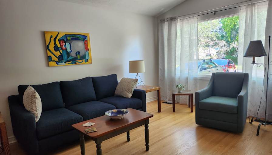 Lucinda M Hage's room