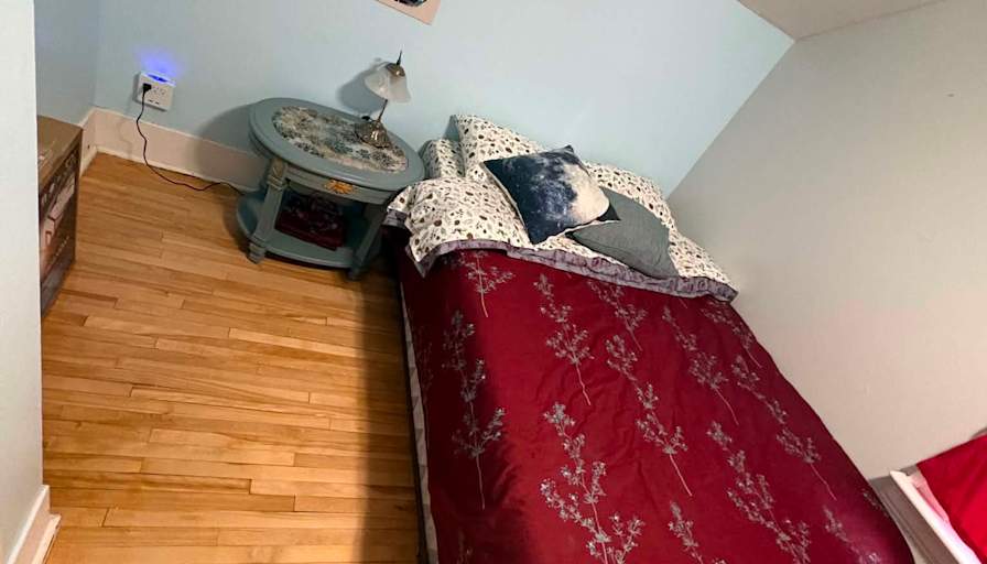 Jasmine's room