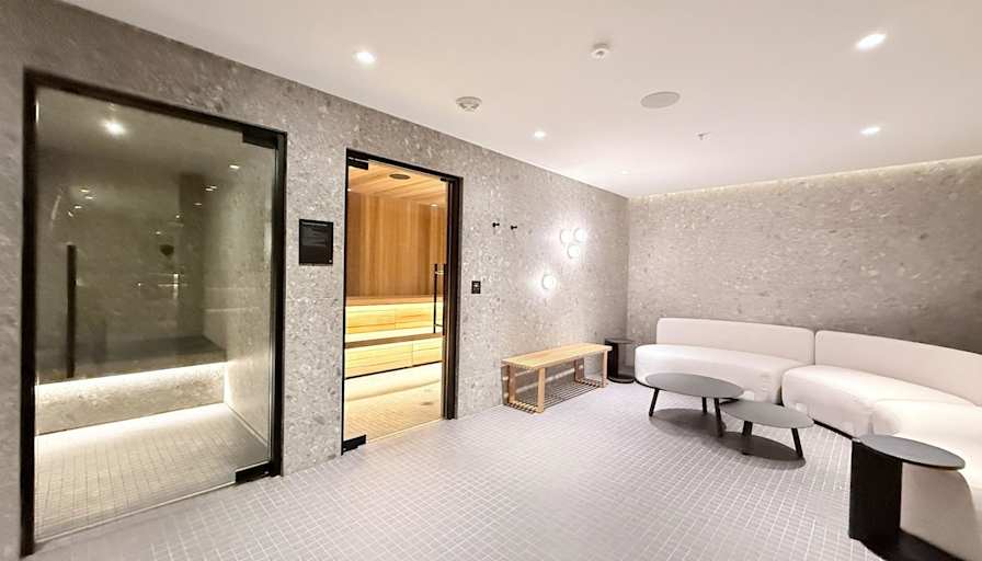 surucha arora's room