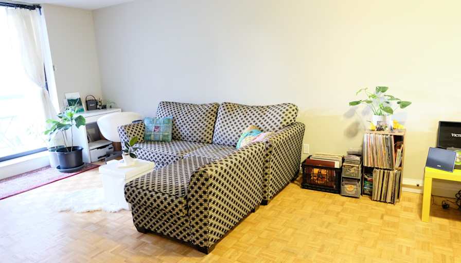 Rumi's room