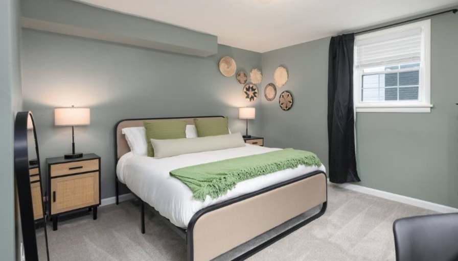 Courtney's room