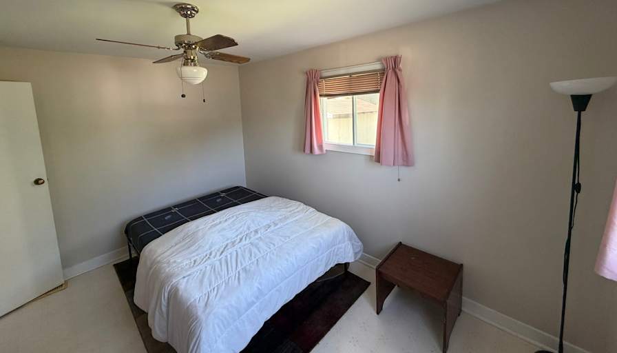 Cyrus Sehgal's room