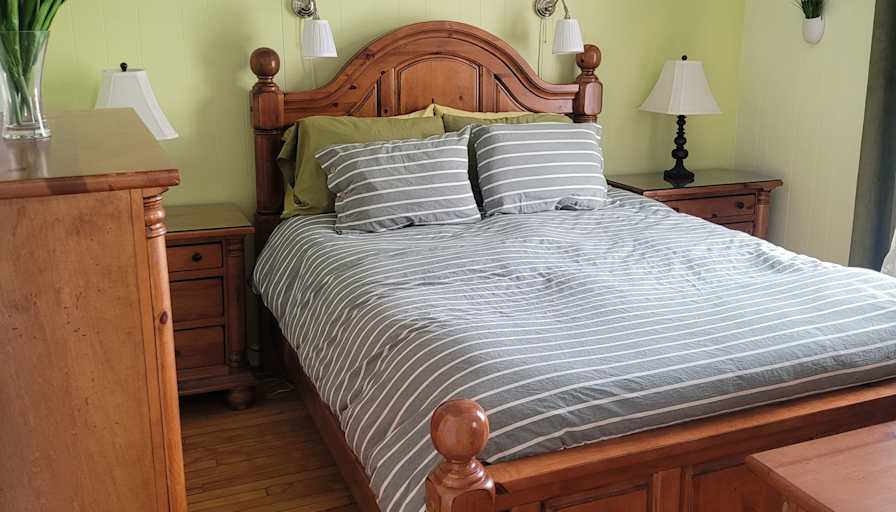 Cary's room