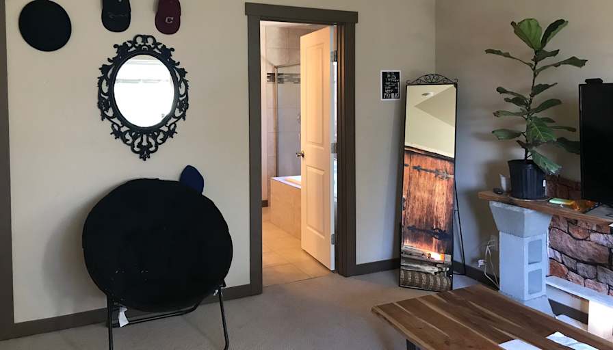 Tam's room