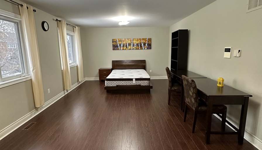 Gloria's room