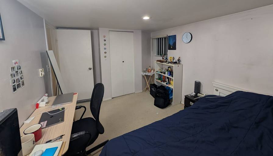 Alejandro's room