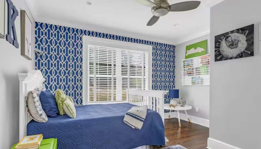 Destiny's room