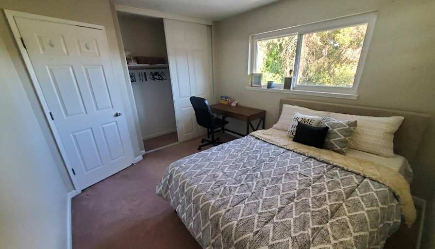 Talisa's room