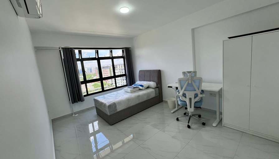 Eric's room