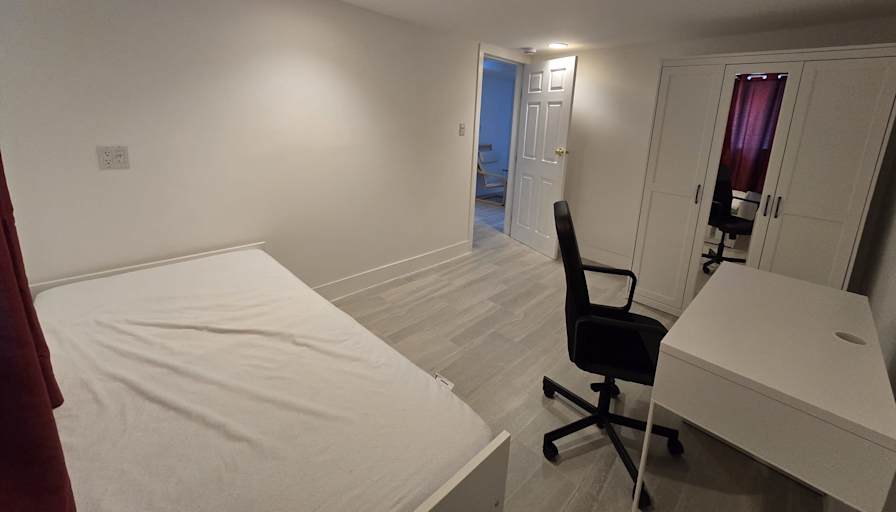 Amir's room