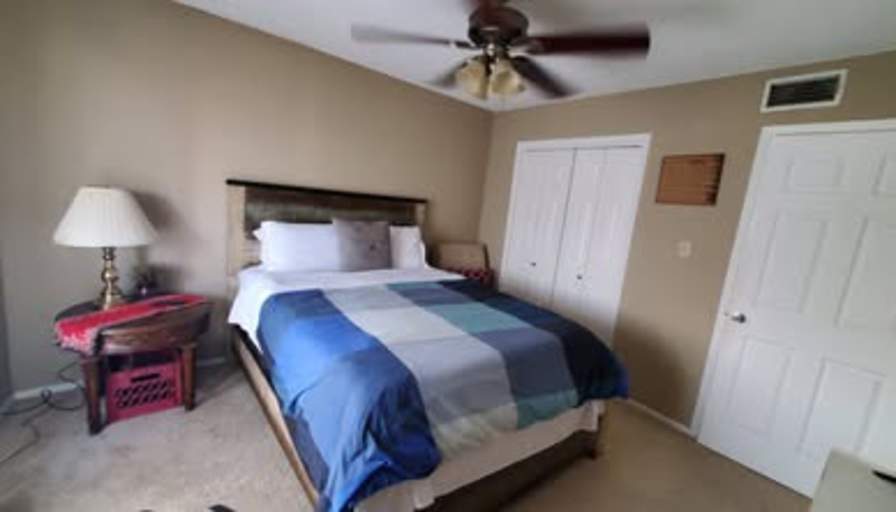 DerJane's room
