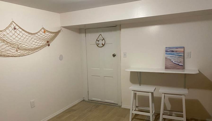 EAST COAST's room