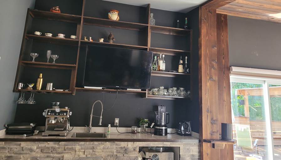 Patrick Vien's room