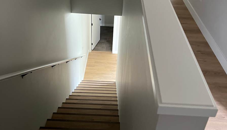 R's room