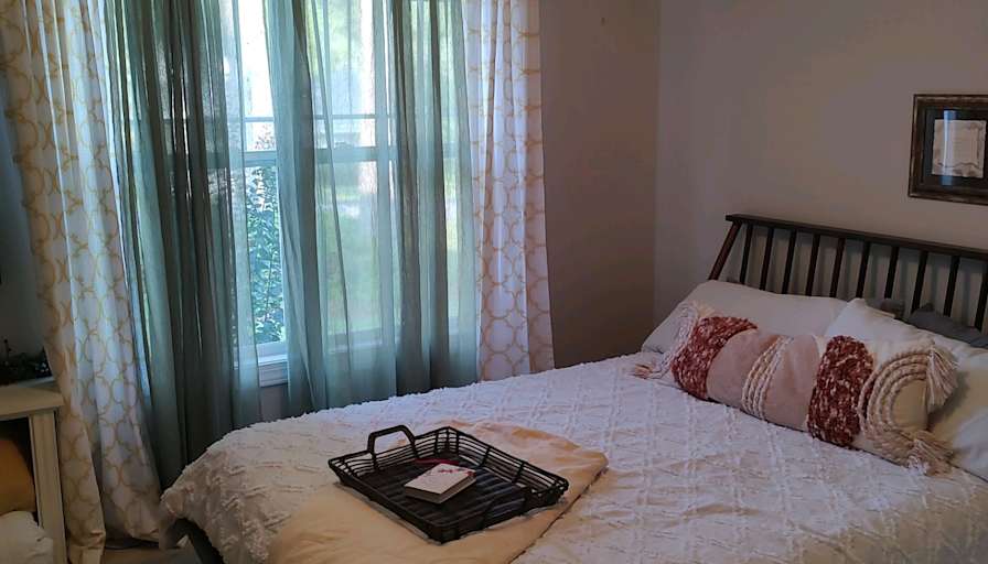 Roxanna's room