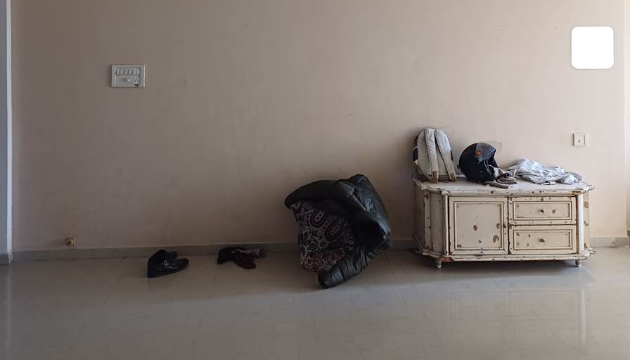 jeet choudhary's room