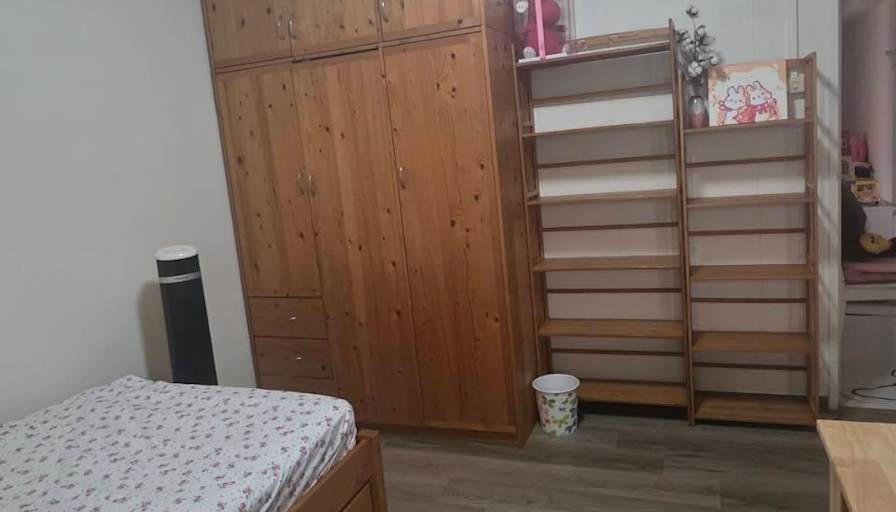 Michael CK and Wie's room