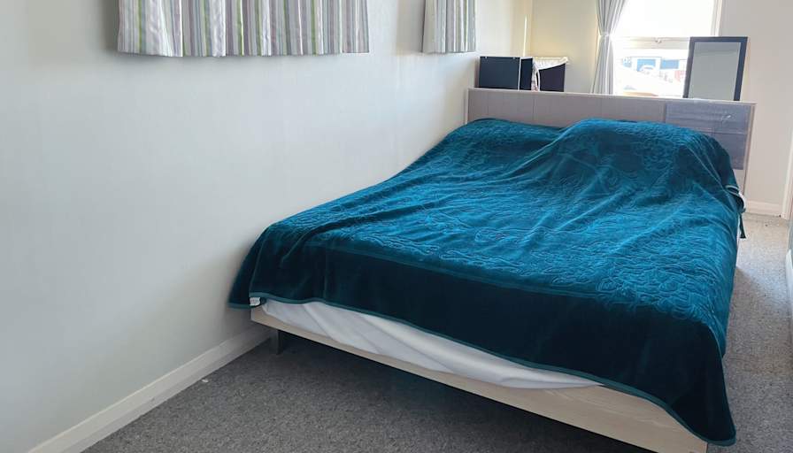 udomsak juchange's room