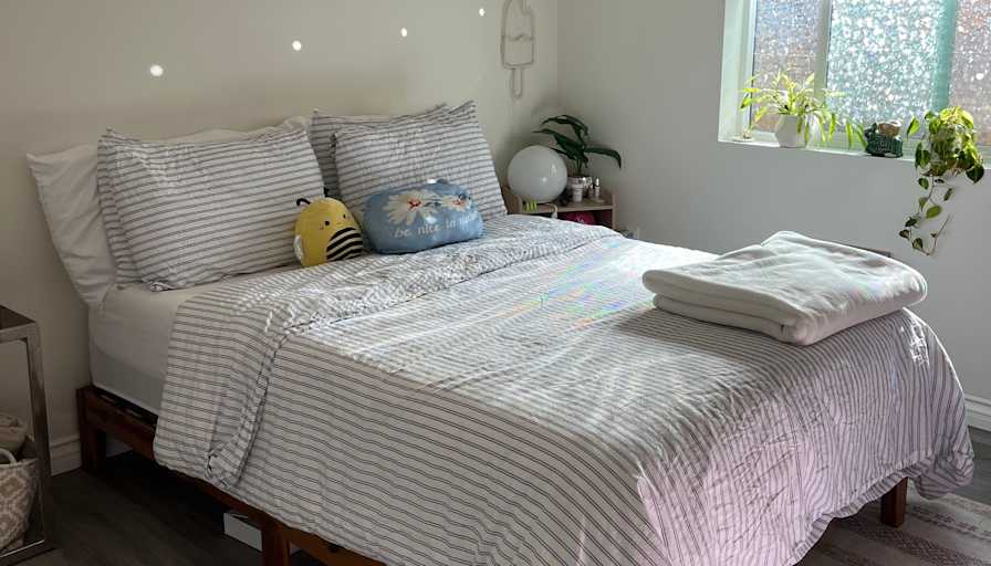 Giselle's room