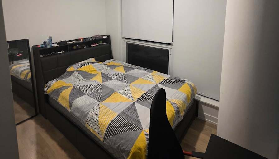 Amaan Chaudhari's room