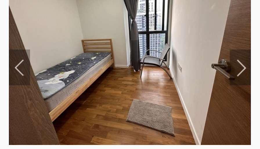 Stephanie's room