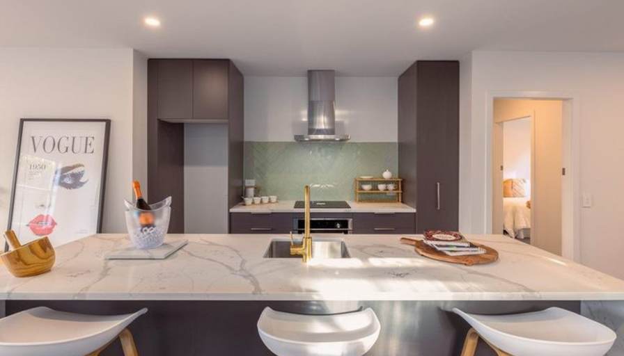 Furnished room in a house · Mount Pleasant Road, Mount Pleasant, Canterbury 8081-1