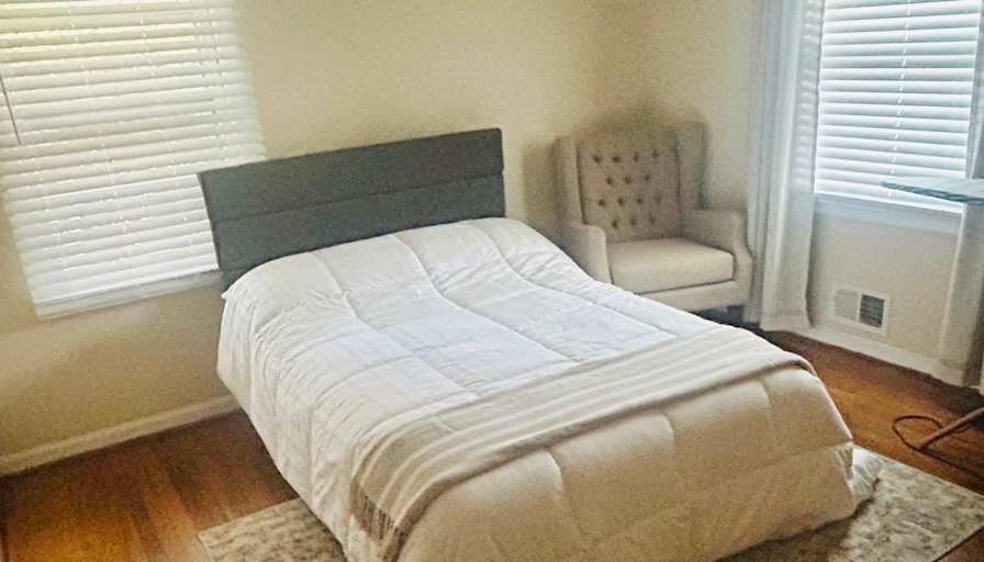Dallas's room