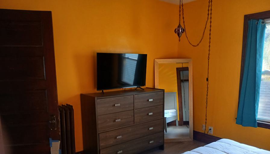 Taya's room