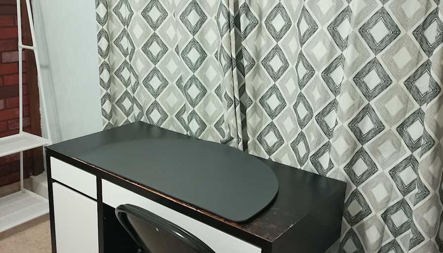 Felo's room