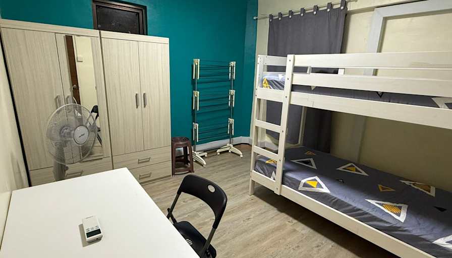 Jia Feng's room