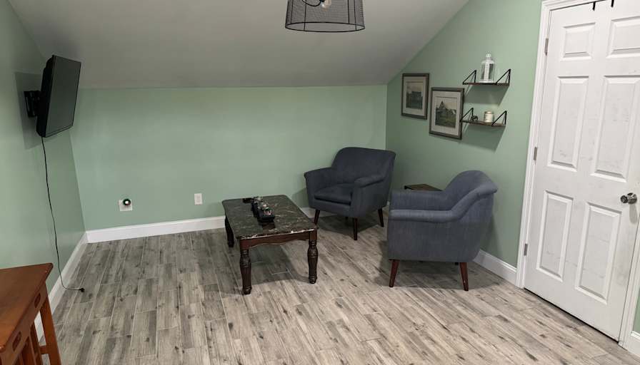 Deavin's room