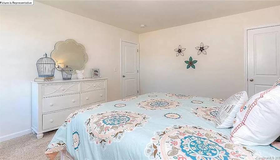 Alcove Rooms's room