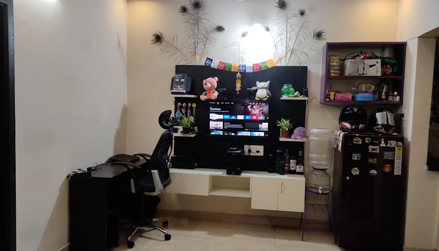 Shinto N K's room