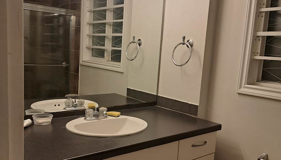Orhan's room
