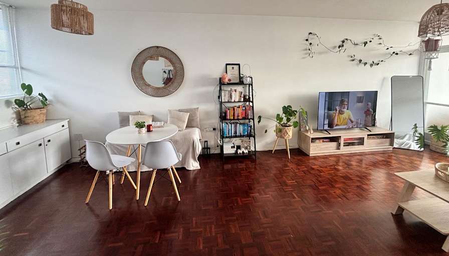 Valencia Hendricks's room