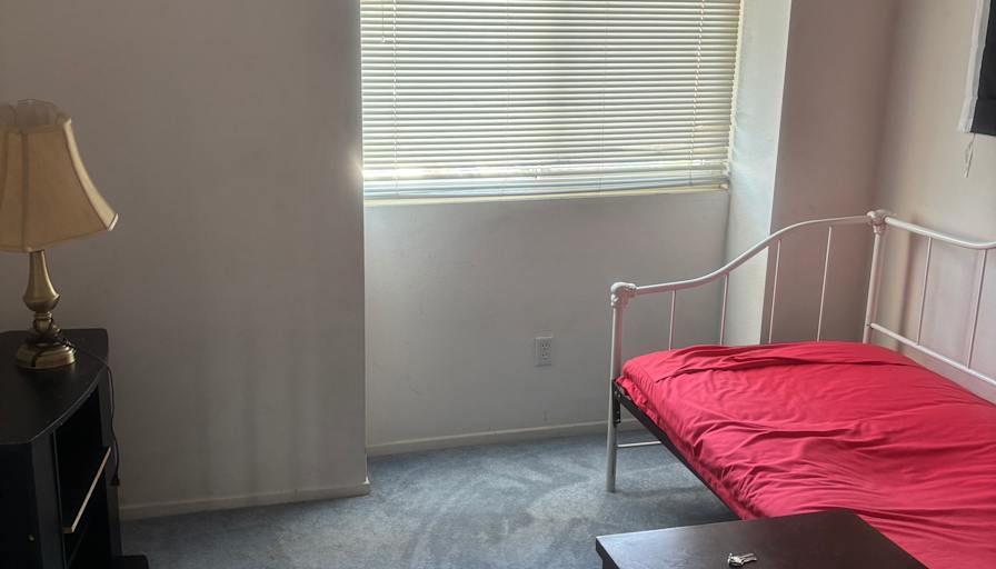 Lee's room