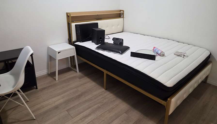 Derrick Maron's room