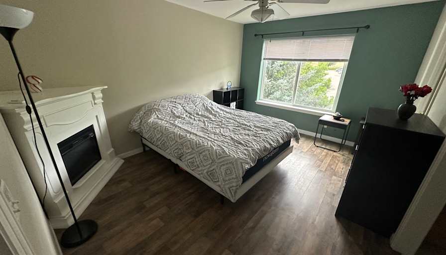 Fernando's room