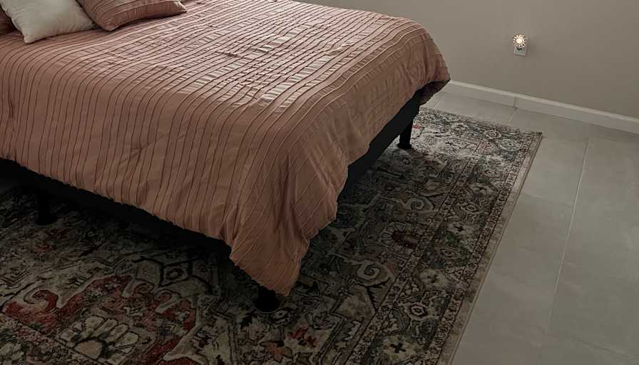 Tiffany Osullivan's room