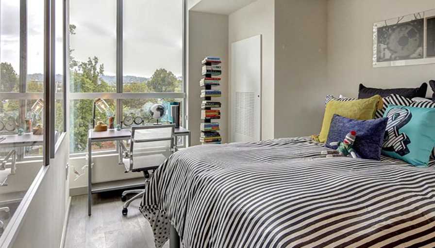 Ray's room