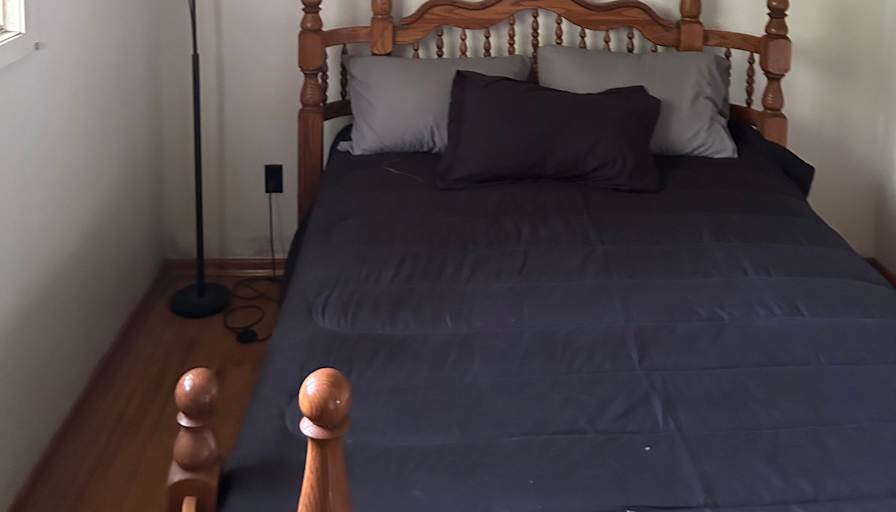 Jon's room