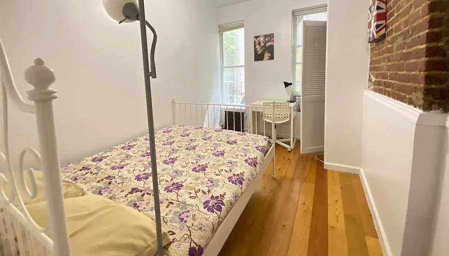 Dhruv Shah's room