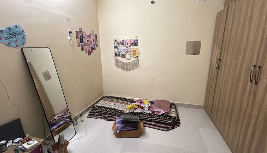 Divya's room