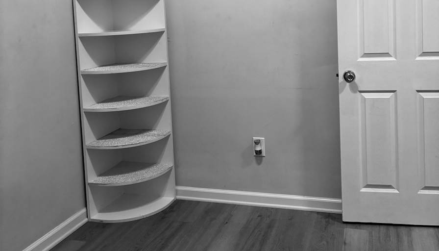 B's room
