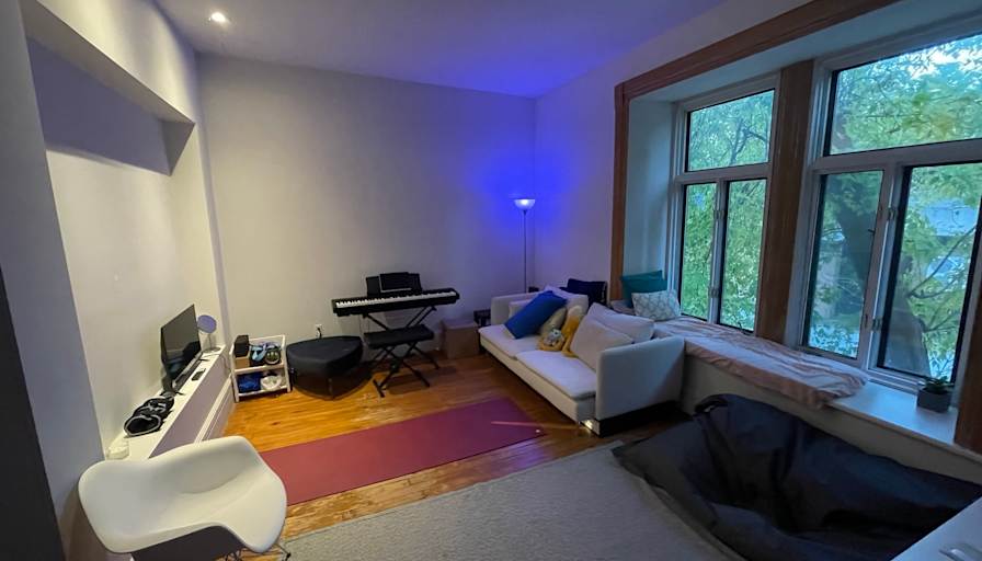 June's room