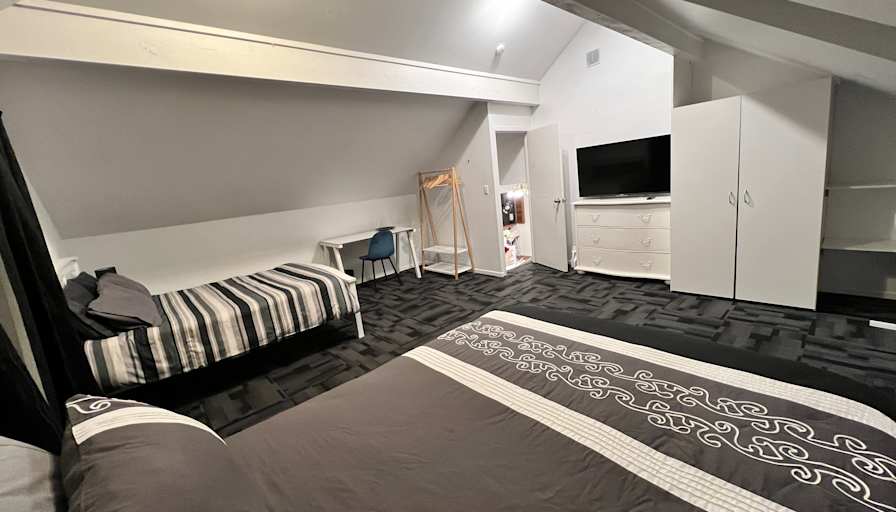 Elmer's room