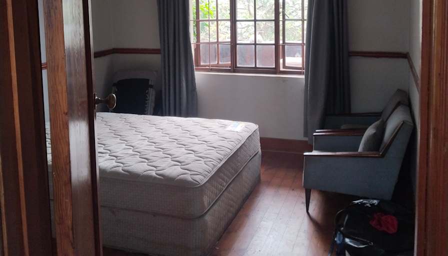 Max's room