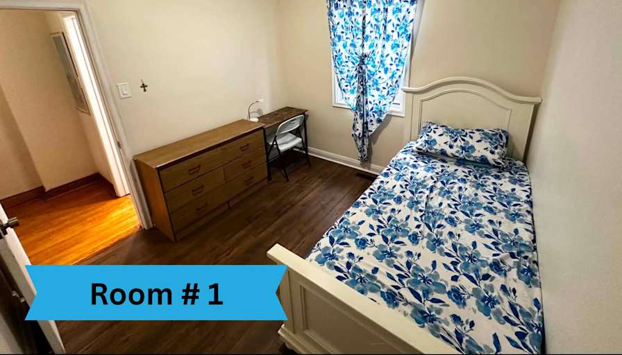 Ronnie's room