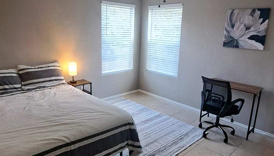 PadSplit's room